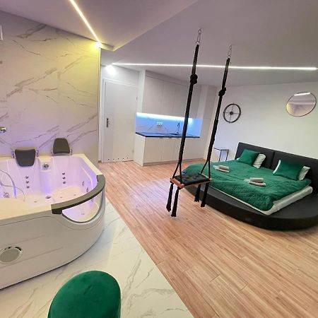 Yourapart Jacuzzi Przy Zamku Krolewskim Warsaw Ngoại thất bức ảnh