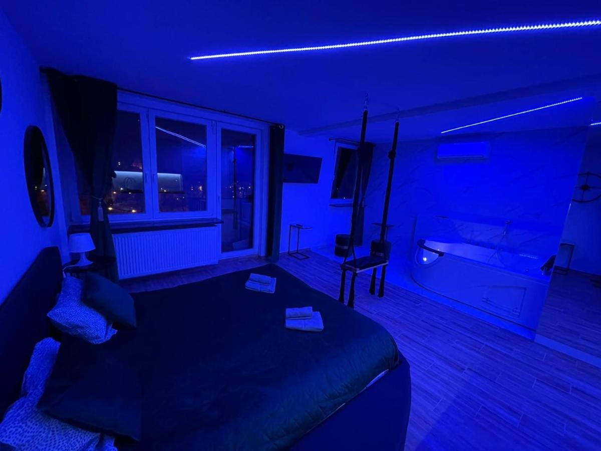 Yourapart Jacuzzi Przy Zamku Krolewskim Warsaw Ngoại thất bức ảnh