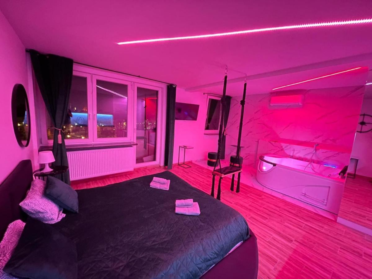 Yourapart Jacuzzi Przy Zamku Krolewskim Warsaw Ngoại thất bức ảnh